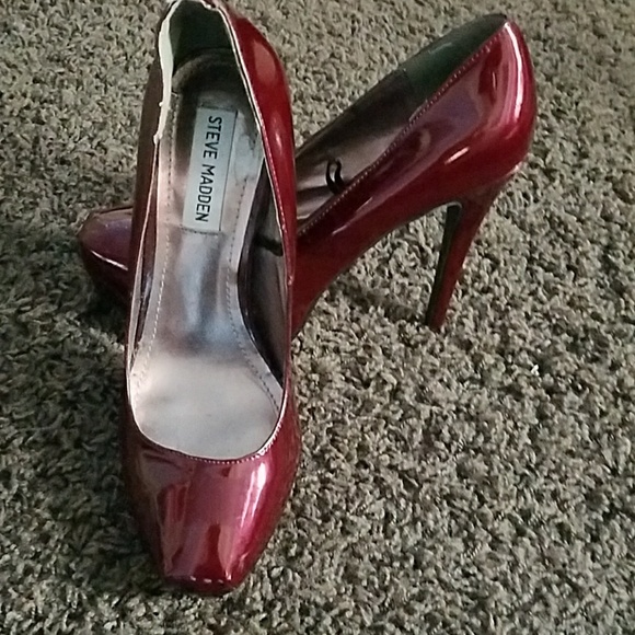 Steve Madden platform heels - Picture 3 of 5